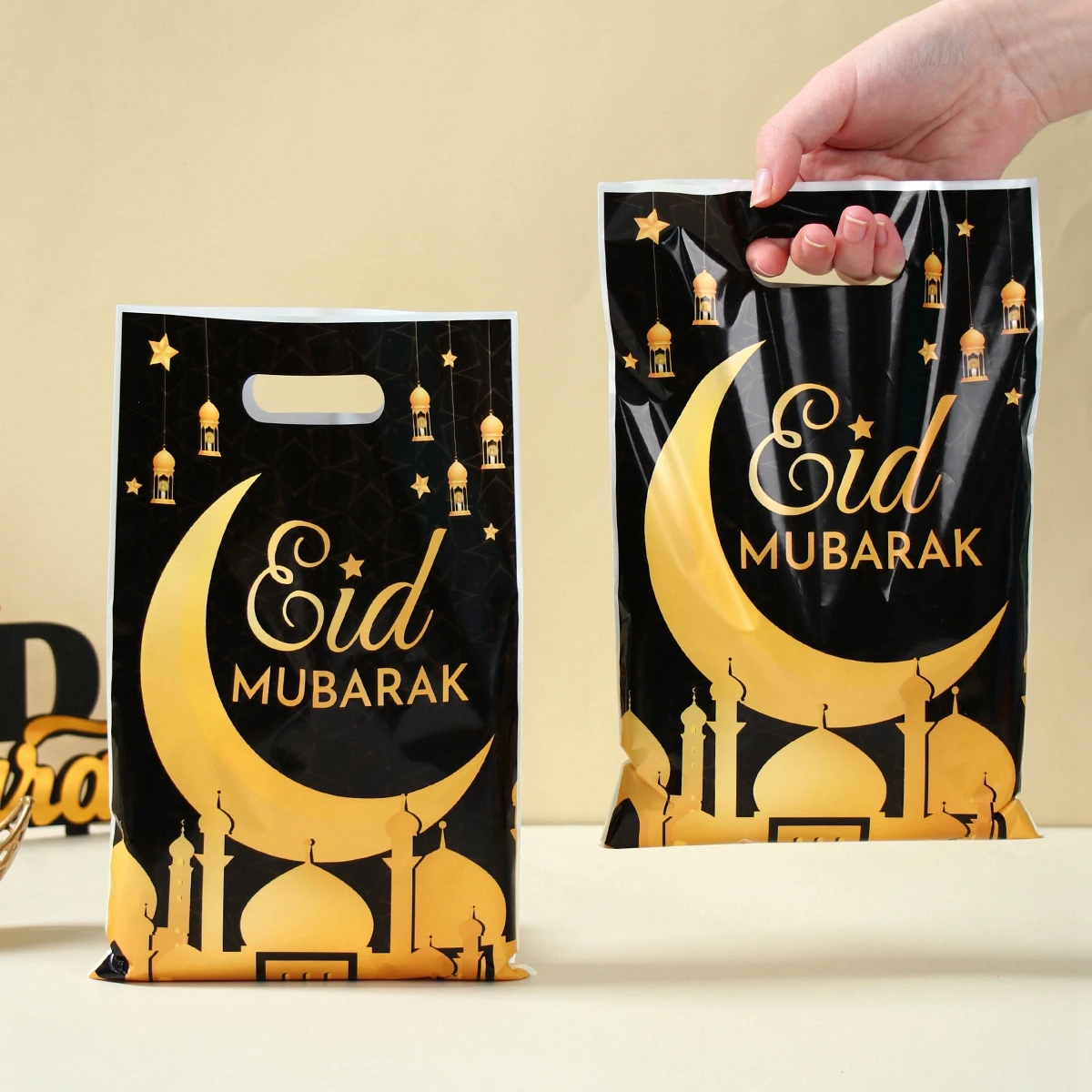 

50pcs Eid Mubarak Gift Bags Plastic Candy Cookie Bag Ramadan Kareem Decoration 2025 Islamic Muslim Party Supplies Eid Gifts