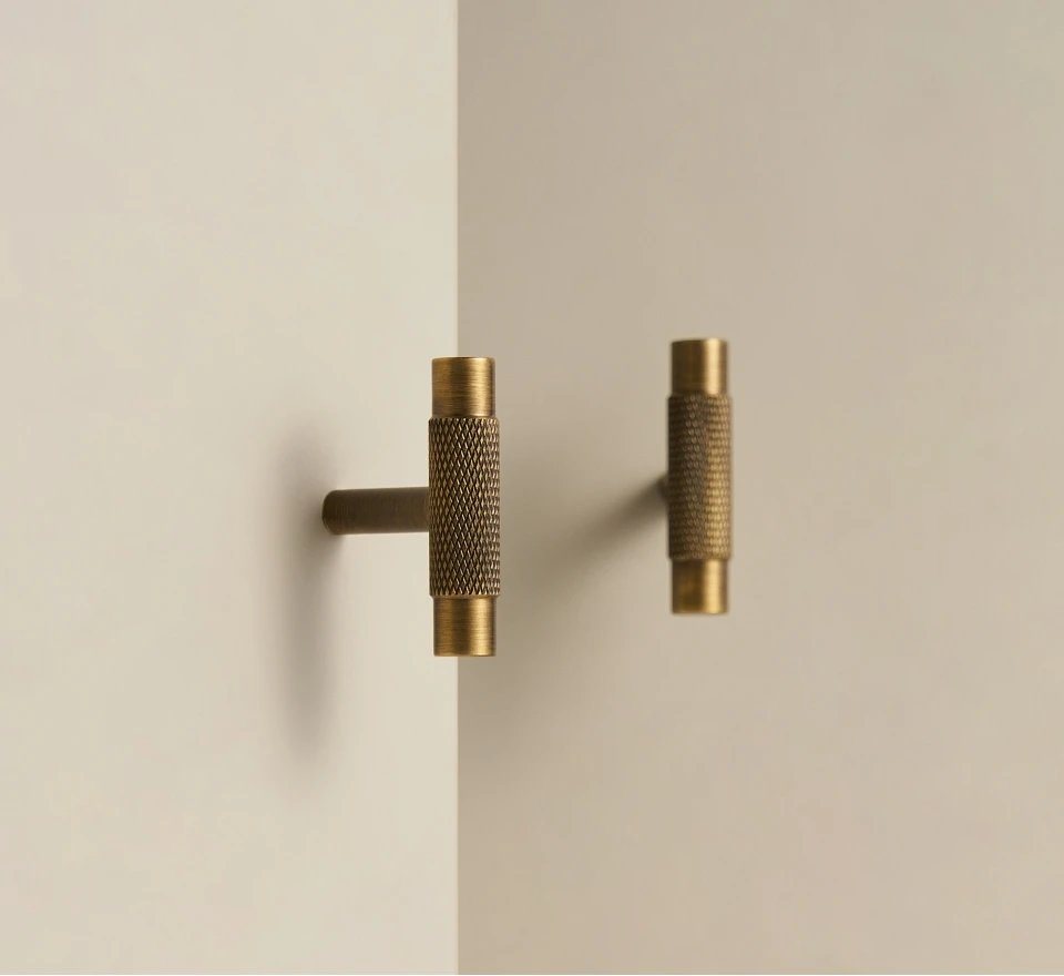 Nurlin Solid Brass Nickel Brushed Silver Knurled Classic Luxury kitchen Knobs Furniture Door Handle Available In Multiple Sizes