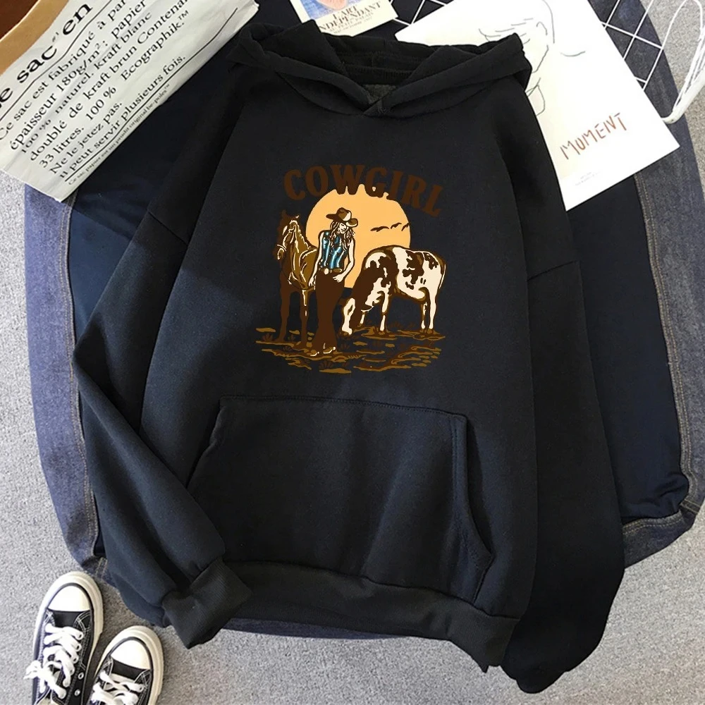 Sudadera con capucha de la vaquera y su vaca y el caballo viven en el oeste para mujer, sudaderas con capucha de calle de Hip Hop, ropa con bolsillo y cuello redondo, Jersey holgado