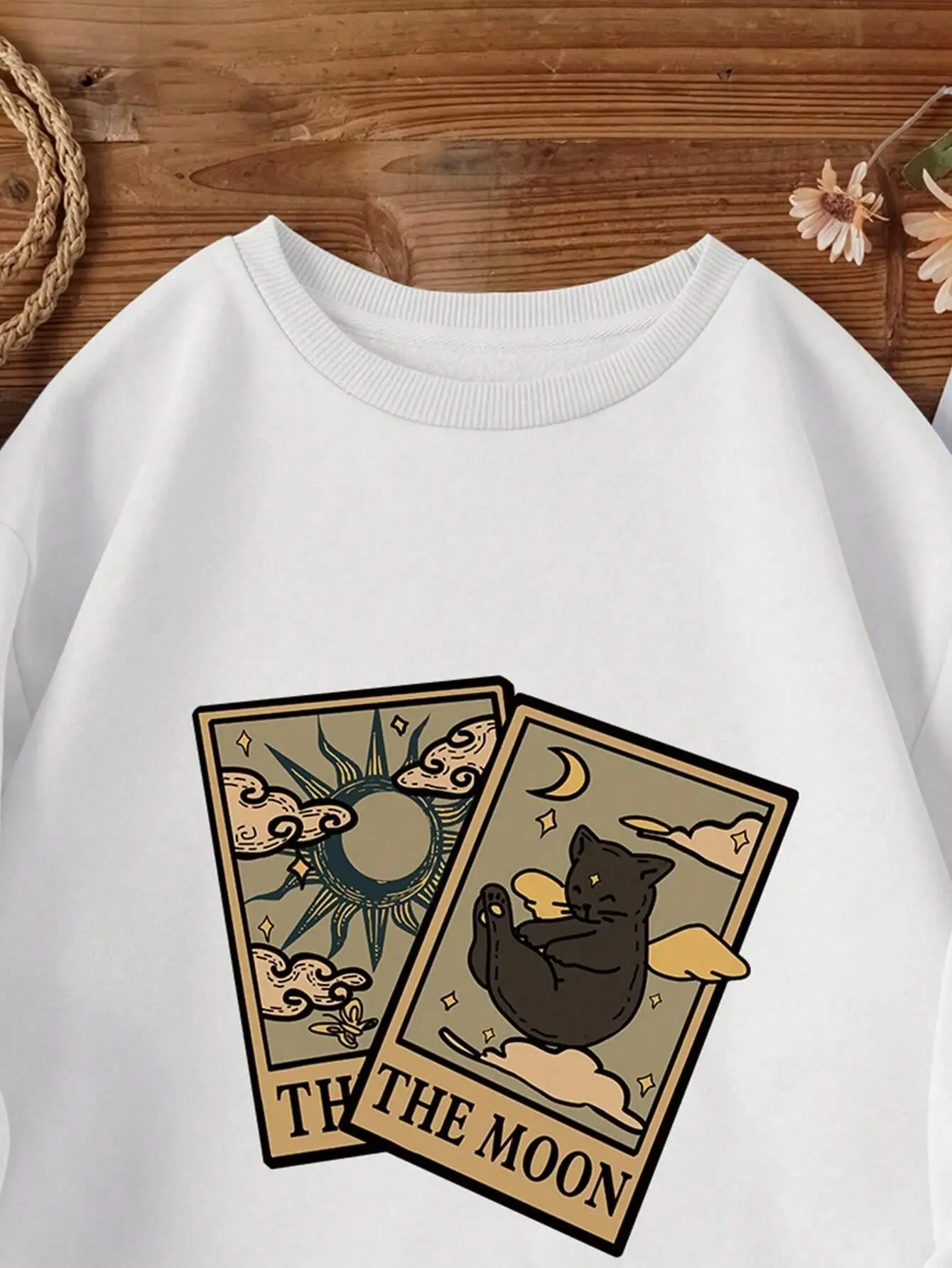 Casual Vintage Women Sweatshirts Tarot Bear & Moon Printed Hoodies Fleece Warm Pullover Street Crewneck Loose Female Clothes