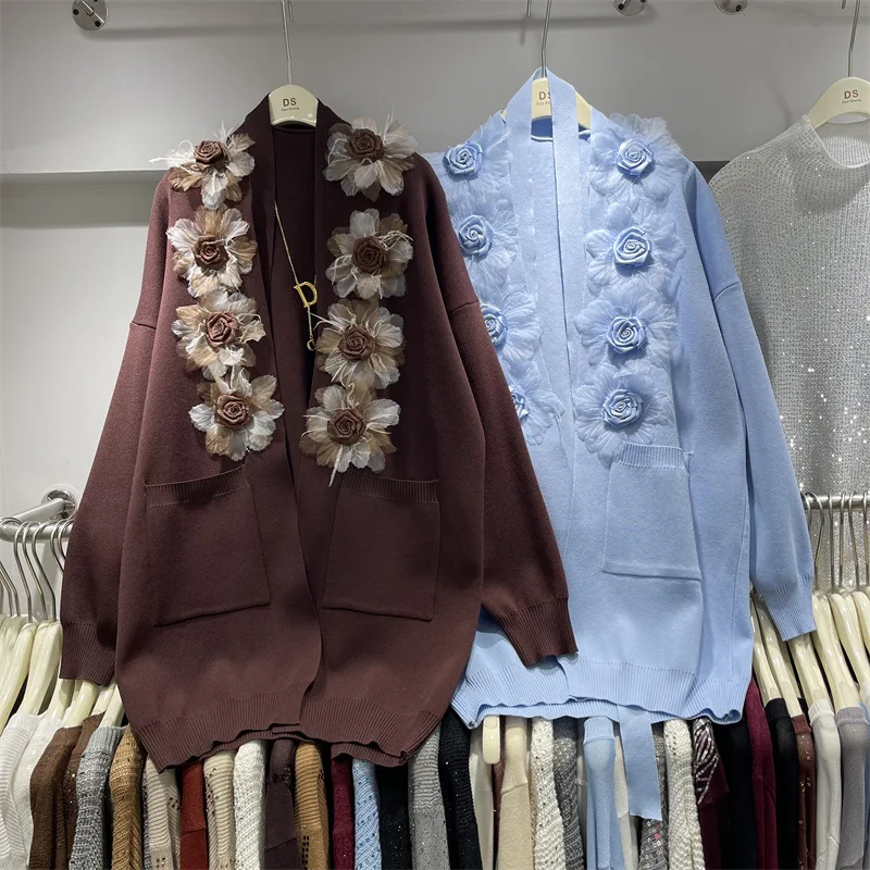 

Женский вязаный кардиган оверсайз с 3D цветочным аппликационным узором, V-образным вырезом и спущенными плечами, свободный повседневный свитер на осень-зиму