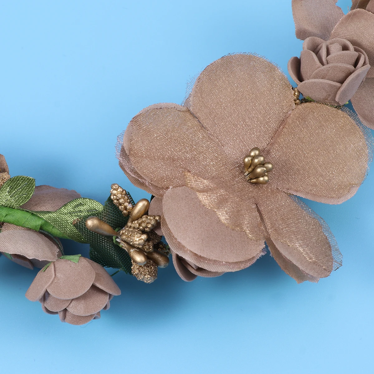 

Floral Wreath Headband Elegant Wedding Garland Bridesmaid Hair Accessory Fabric Rose Beaded Bridal Crown Festival Party Wrist
