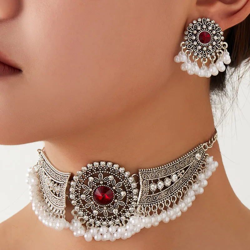 Vintage Jewelry Set Rhinestone Choker Necklaces Earrings For Women Simulated Pearl Beads Tassel Wings Shaped Jewelry Sets view 4