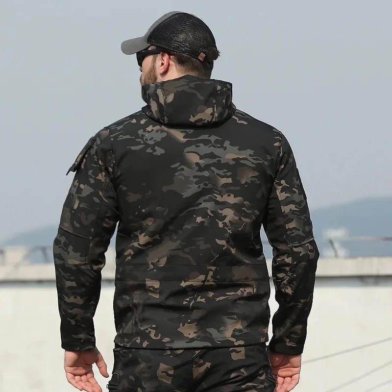 New Autumn WinterTactical Jackets Men Military Soft Shell Waterproof Windproof Hooded Jacket Outdoor Functional Multi-pockets 83 S2fb4af2114a24b288f8b405675820318G