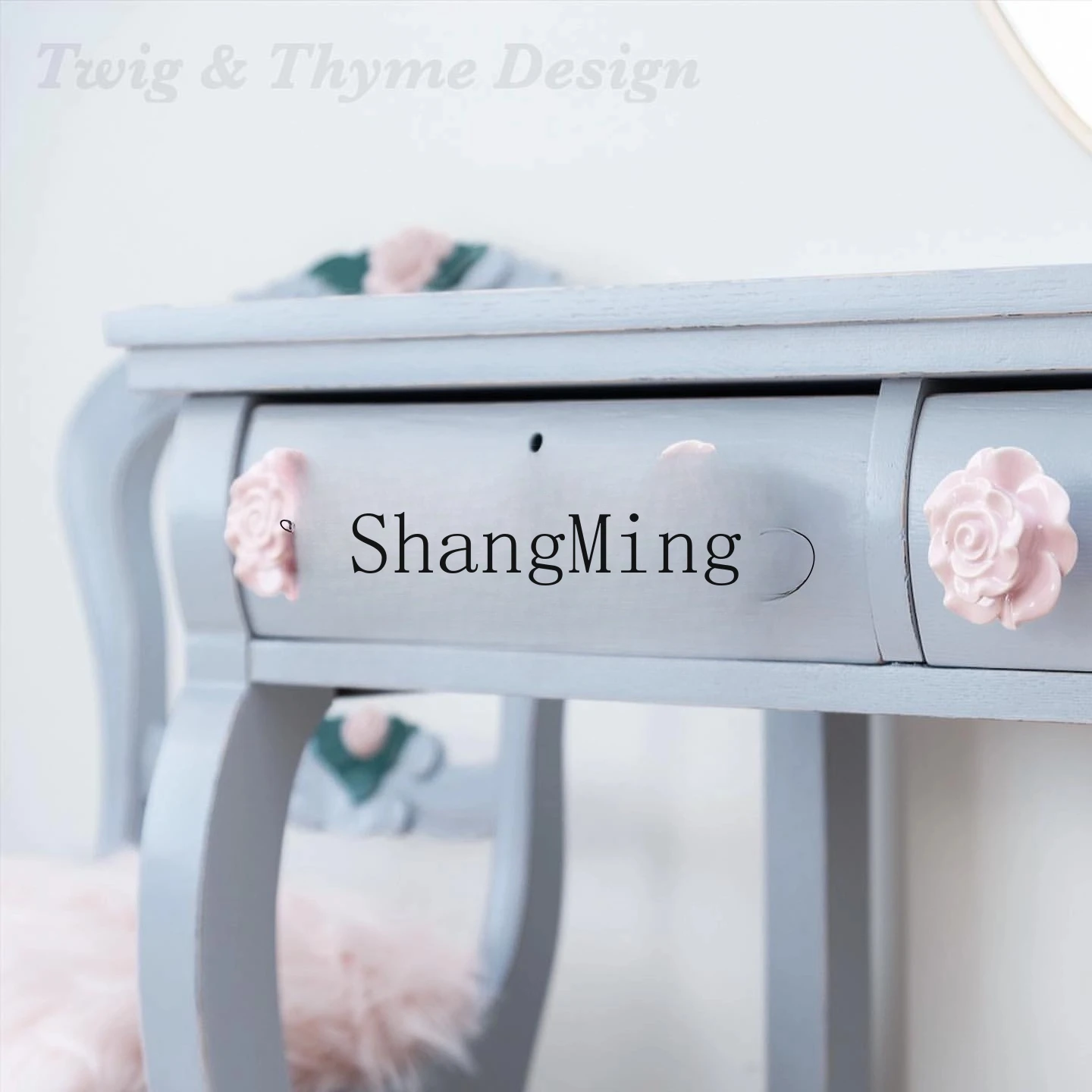 

FG simple solid wood ins wind dresser retro carved bedroom makeup table furniture can be