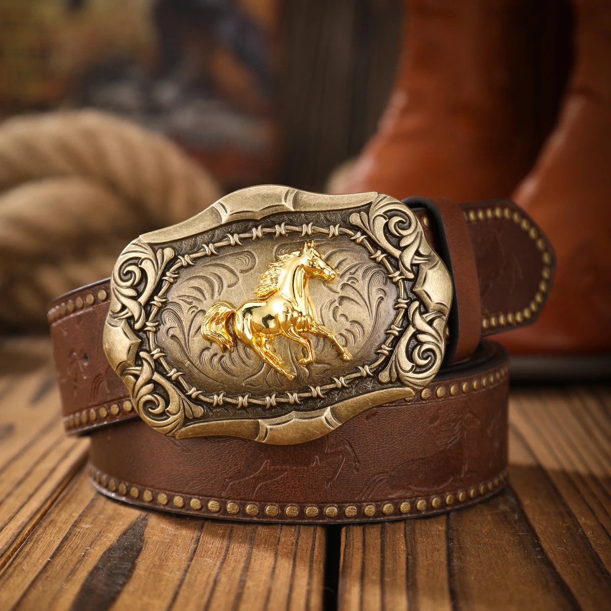 A Western Cowboy-Style Belt Suitable for Both Men and Women. PU Embossed Western-Style Buckle Belt. Unique and Retro