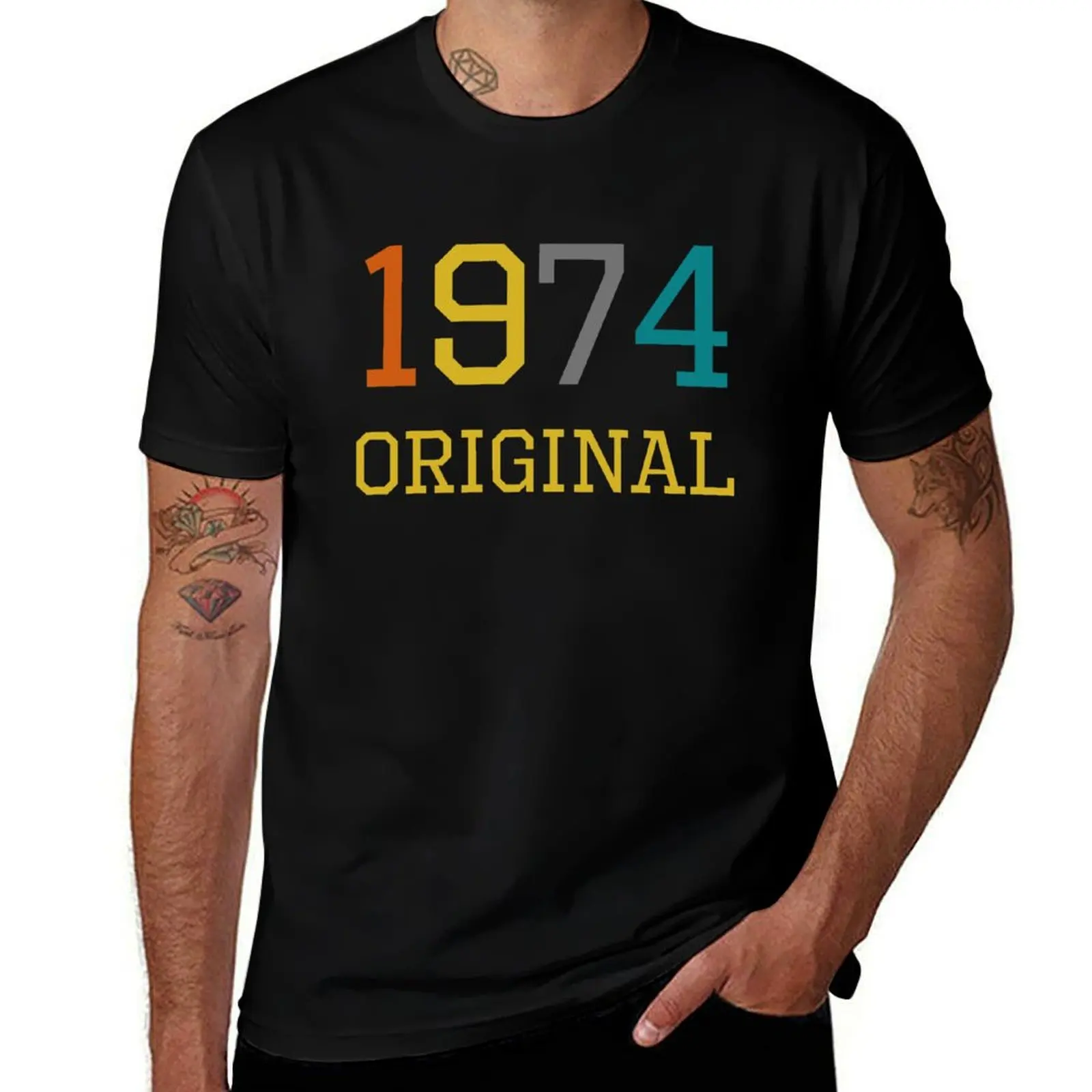 

Original Born in 1974 Vintage Retro T-Shirt man t shirt luxury cotton t shirt pack T-Shirt