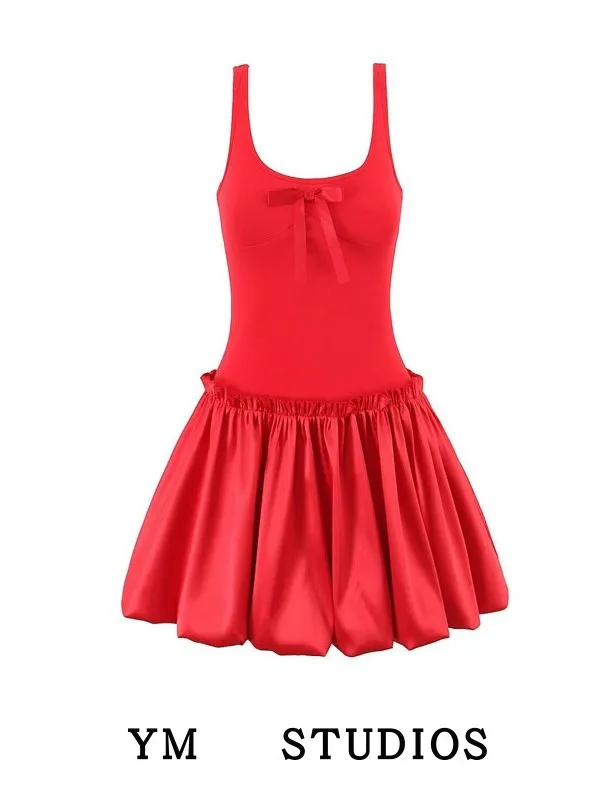 

Красное балетное платье с узлами и декоративными элементами, пышное, с завышенной талией, без бретелек, летнее, в стиле "сладкий и пикантный шик"