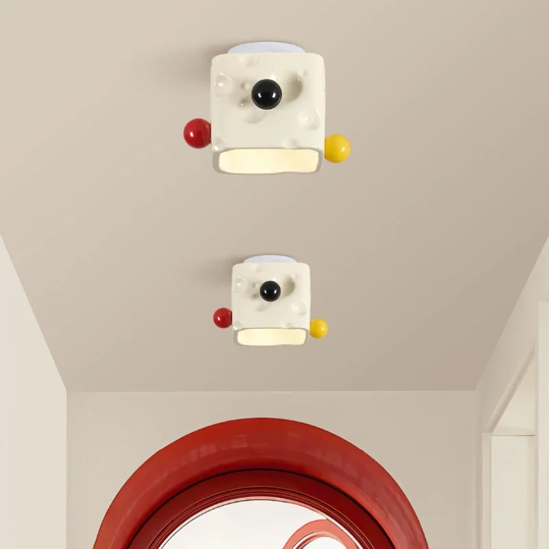Cream Style Ceramic Cheese Shaped Ceiling Light Corridor Corridor Colorful Decorative Light Wardrobe Foyer Art Lighting Fixture