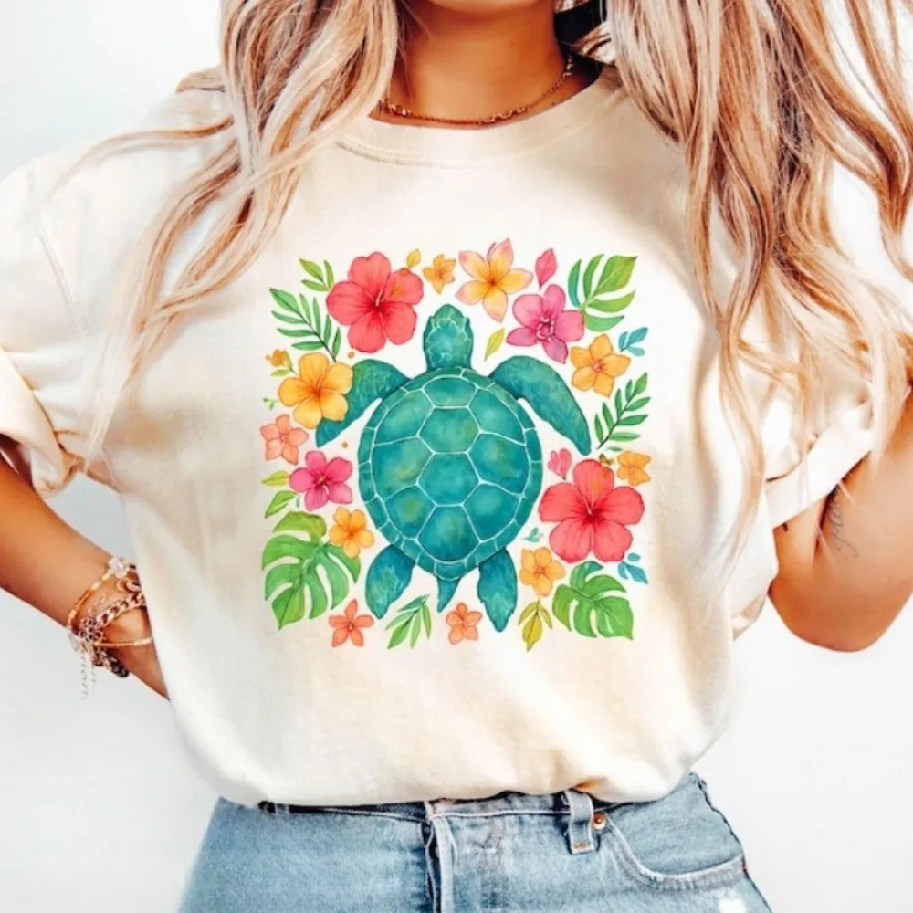 Floral Sea Turtle Women Shirt Summer Beach Tees Coastal Turtle Lover Gift Ocean Gift Beach Vacation Clothes Casual T Shirt