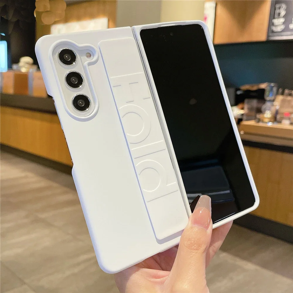 Funda de teléfono con soporte para correa de muñeca de silicona suave de lujo para Samsung Galaxy Z Fold 7 6 5 4 ZFold 3 fundas ultrafina mate dura