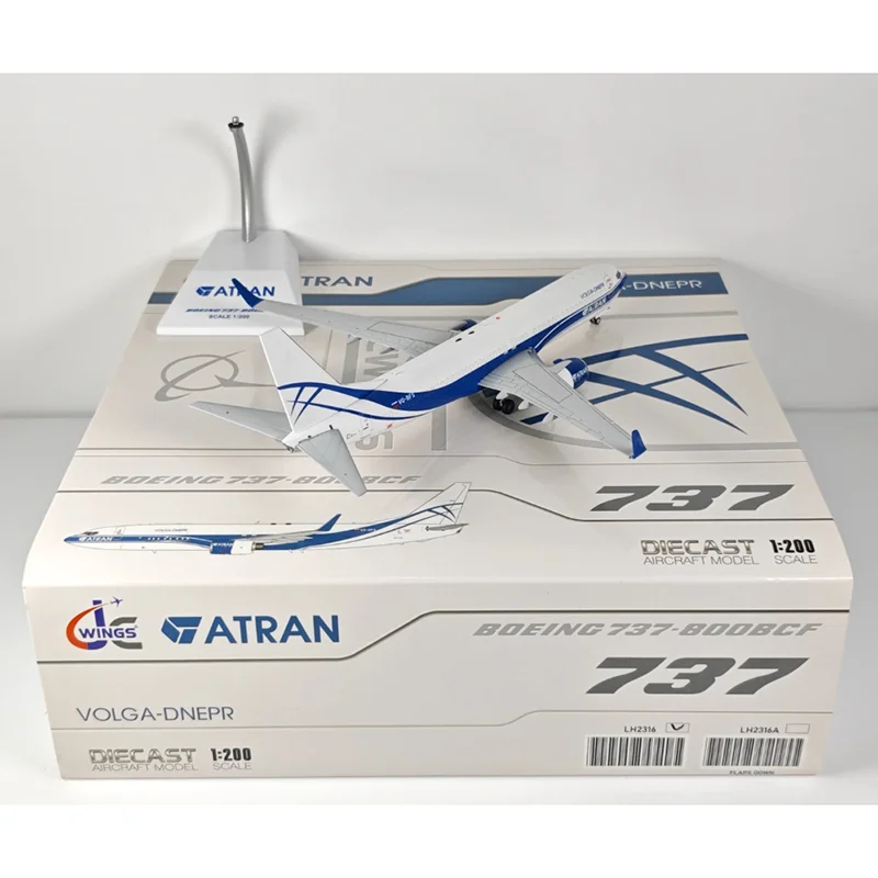 JC Wings moulé sous pression, échelle 1/200 russe ATRAN Aviation B737-800BCF VQ-BFS, Collection de modèles d'avion en alliage, ornements décoratifs