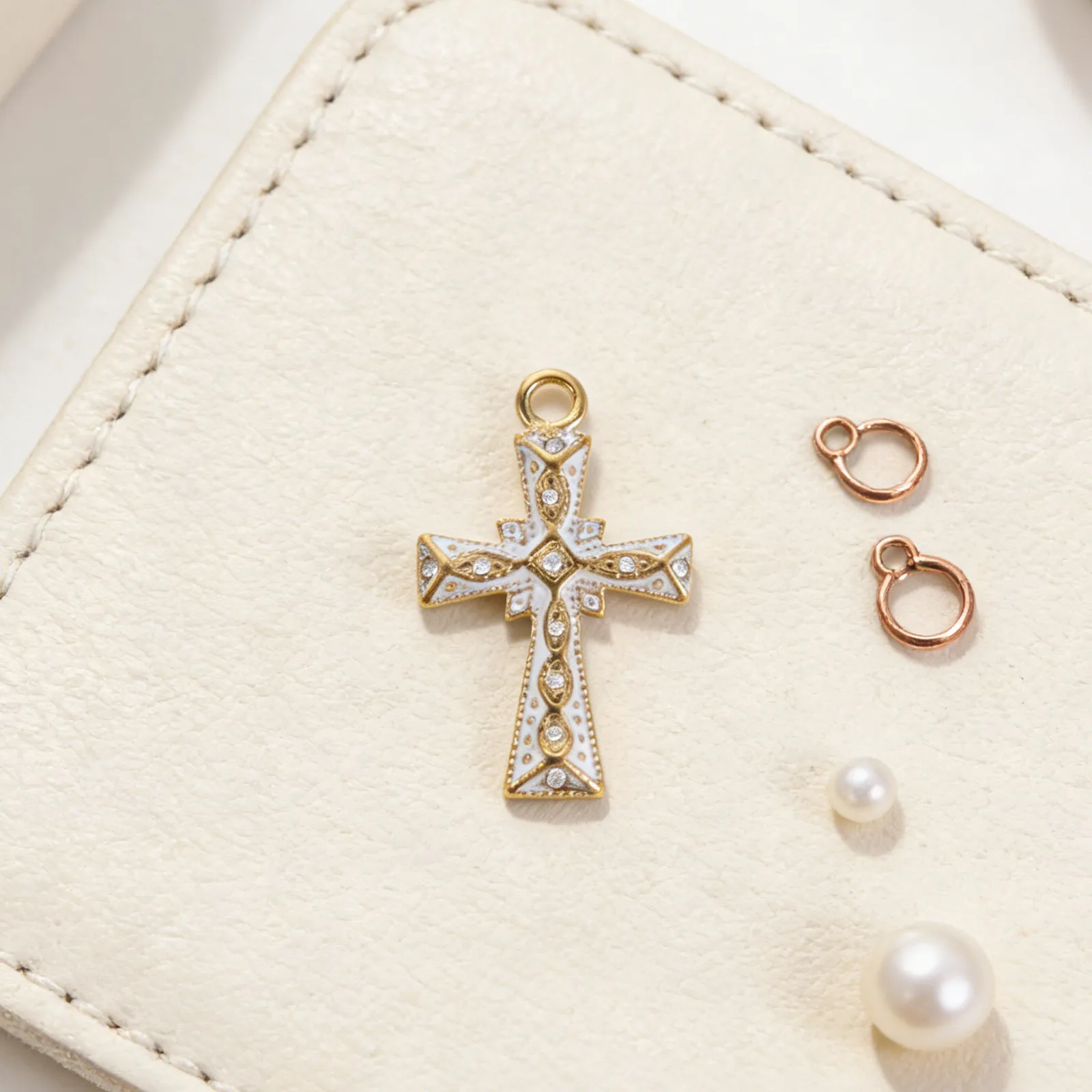 

4Pcs Mini Stainless Steel Cross Charms for Necklace Making DIY Religious Jewelry Craft Supplies Crucifix Pendant Charm Finding