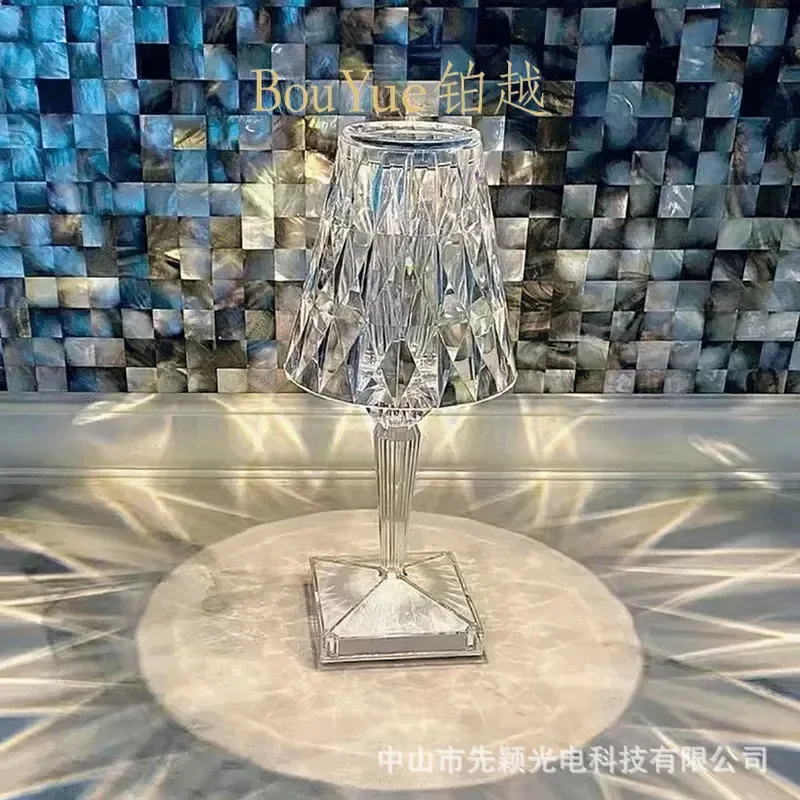 Modern Crystal Table Lamp Luxury Diamond Bedside Light Nordic Creative Bedroom Decor Ambient Night Light Simple Design