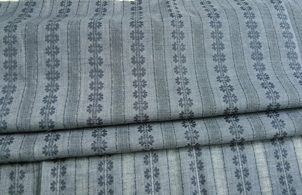 1 Meter x 1,4 Meter Blumen-Jacquard-Baumwollgaze-Stoff für Hemden im Sommer – Detail 25