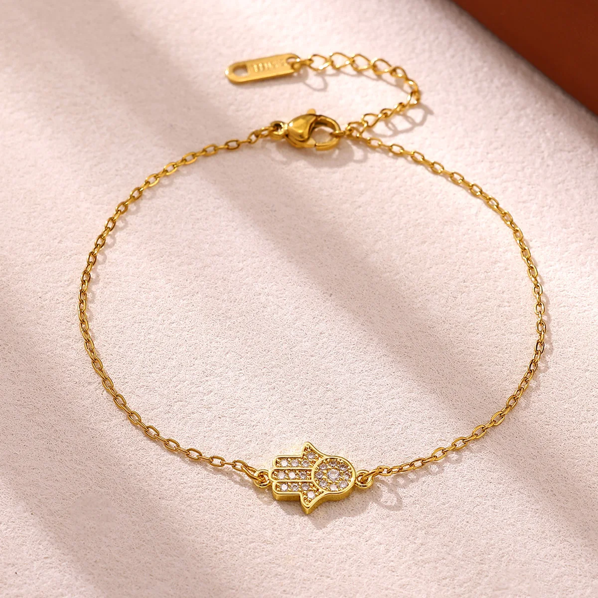 Vintage Hand of Fatima Women's Bracelets Zirconia Gold Color Jewelry Party Bracelet Gift Free Shipping