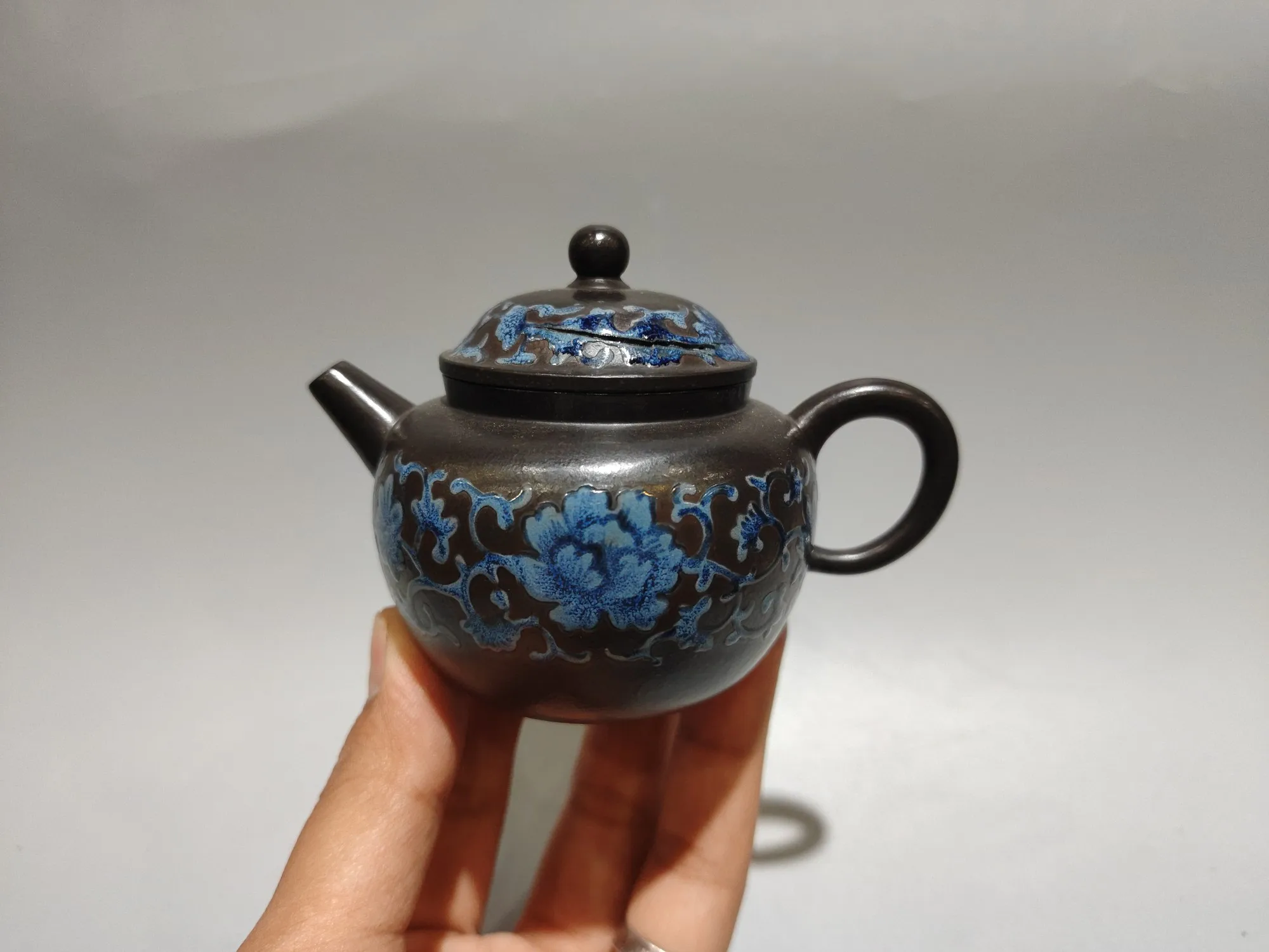 Chinese Yixing Purple Clay Pot Pointillism Peony flower pattern Horizontal teapot Teapot Kettle Amass wealth Ornaments