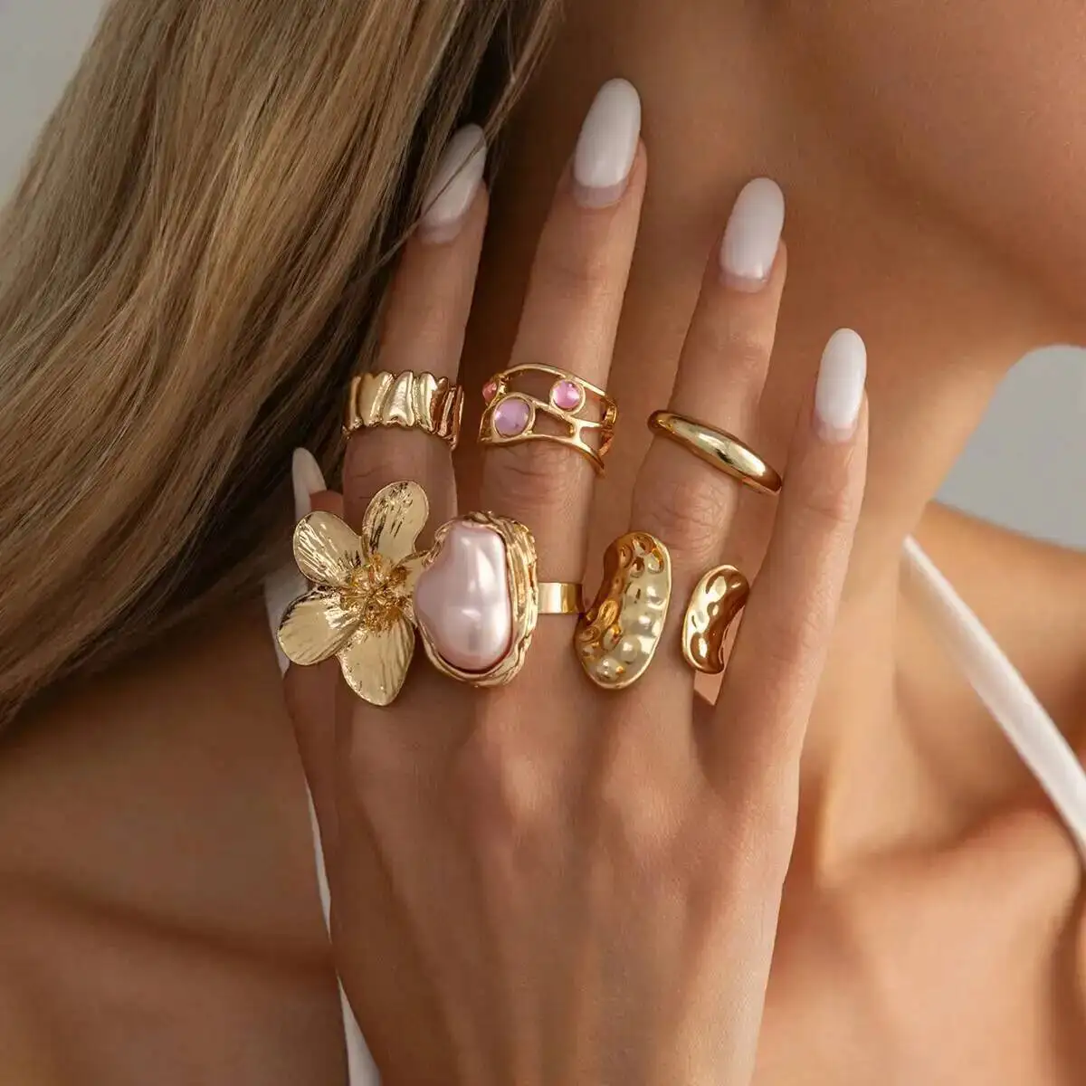 SHIXIN 2026 New Exquisite Irregular Metal Flower Open Rings for Women Elegant Baroque Imitation Pearl Acrylic Drill Ring Jewelry