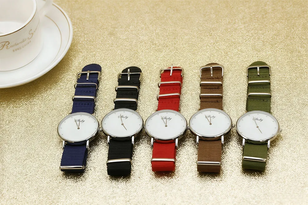 Large Face Black Case Watch Army Green Nylon Strap Minimalist Quartz Wristwatch Simple Casual Ladies Gift Unisex Student Watch