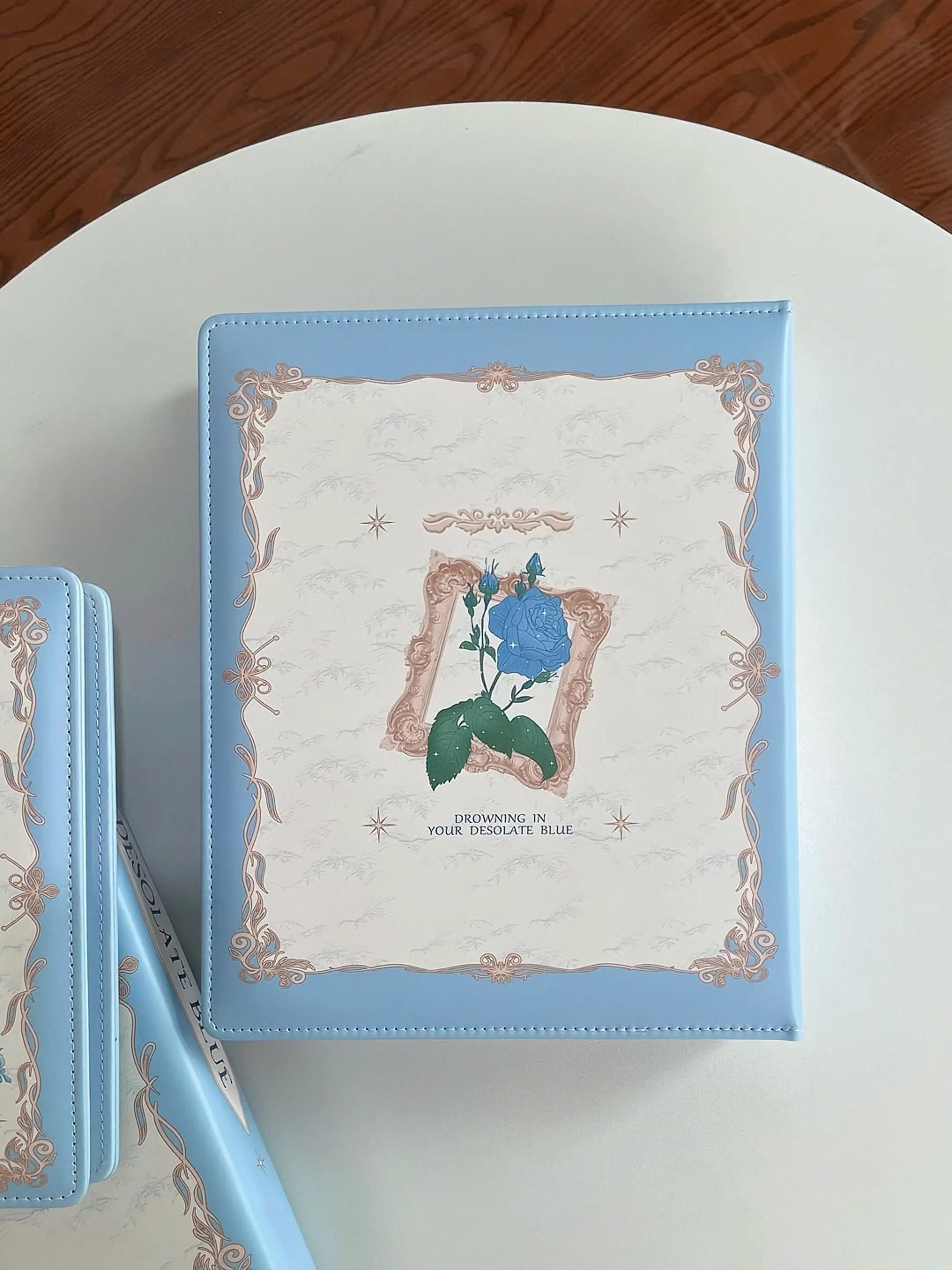 사일런트 블루 로즈 A4/A5 PU 가죽 카드 앨범 – - Polaroid Photo Album 리뷰 및 가격