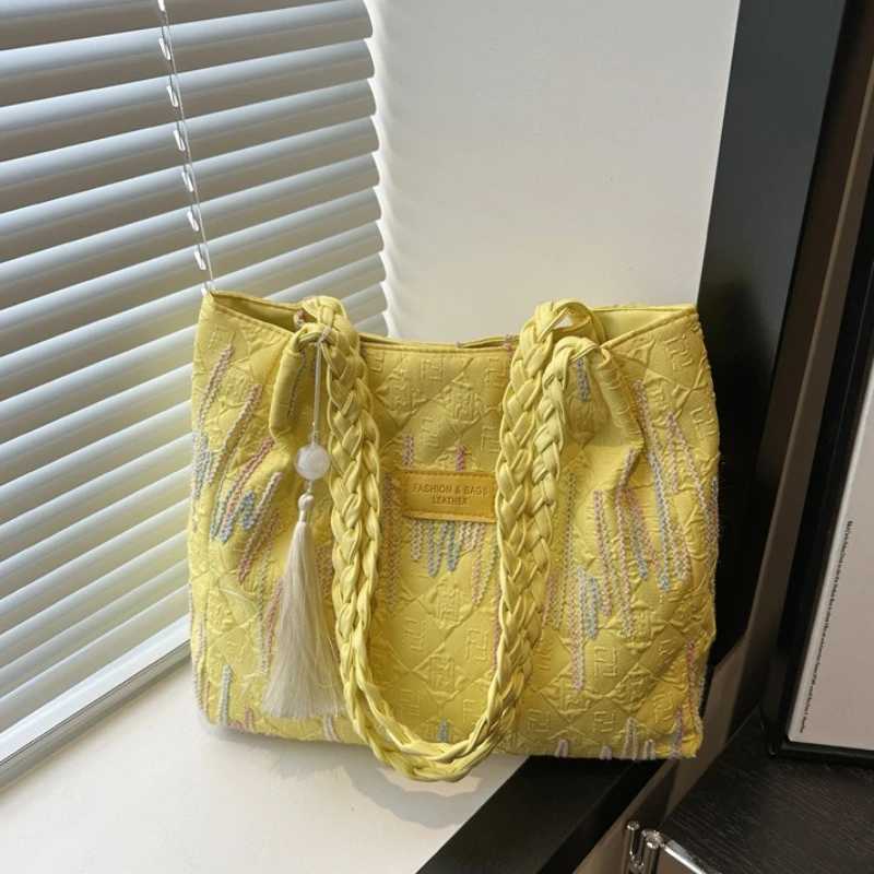 

New Commuter Women's Shoulder Bag Fashionable High Quality Women's Handbag Casual Versatile Large Capacity Girls' Shopping Bag