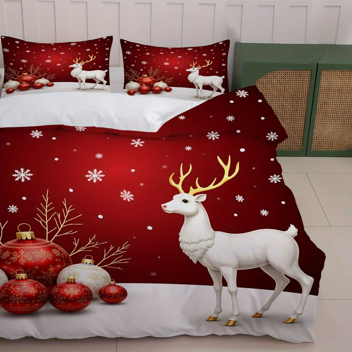 Christmas Red Snowflake and Deer Print Quilt Cover Three-Piece Set Duvet Cover Set Multi Size Quilt Cover Queen Size Bedroom Bedding Decoration Machine Washable Adult Boy Girl