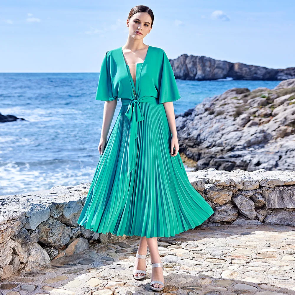 Emerald Green Mother of the Bride Dresses for Weddings Cut Out A Line Wedding Guest Gowns with Jacket V Neck Party Dress Midi