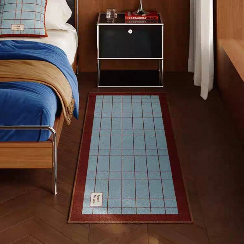 Bedroom Carpet Comfort Loop Pile Carpets Anti-fouling Wear-resistant Long Bedside Floor Mat Retro Plaid Rug Home Decoration Rugs