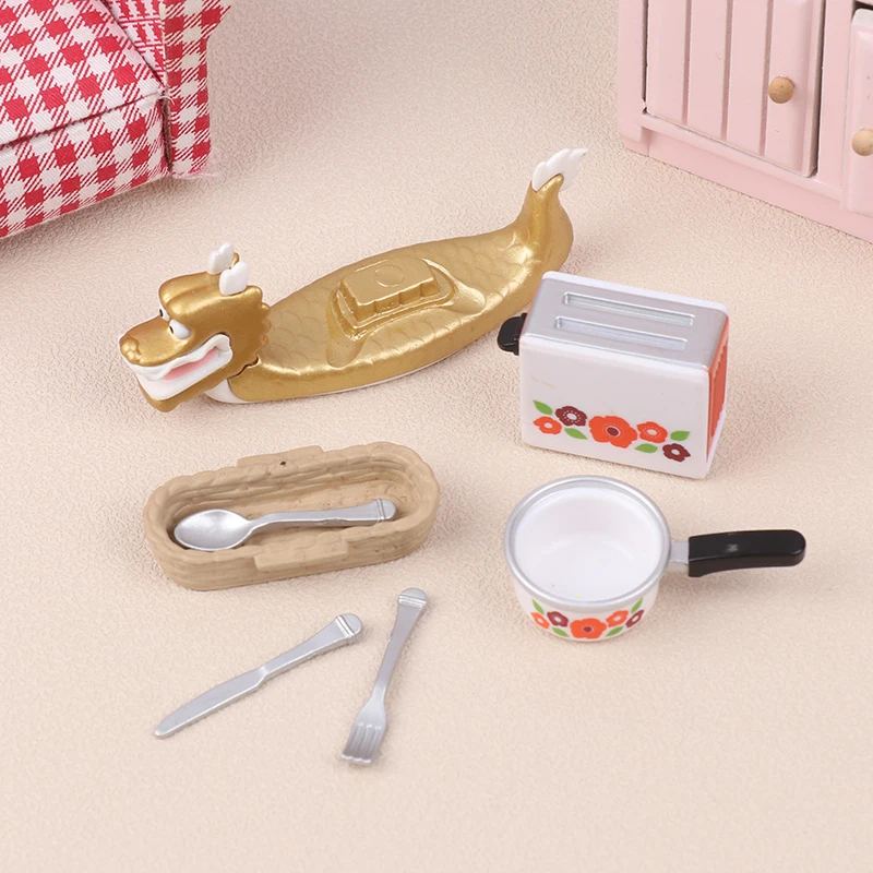 Dollhouse Mini Bread Machine Set, faca de cozinha, lixeira, carro de jantar, comida, pão, 1pc