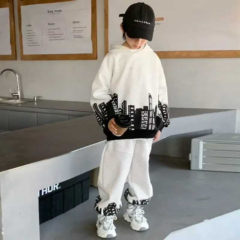 

Осенний комплект одежды для мальчиков, новинка 2025, корейская версия, детская толстовка с капюшоном, крутая стильная весенне-осенняя модная толстовка с капюшоном и брюками для мальчиков, одежда