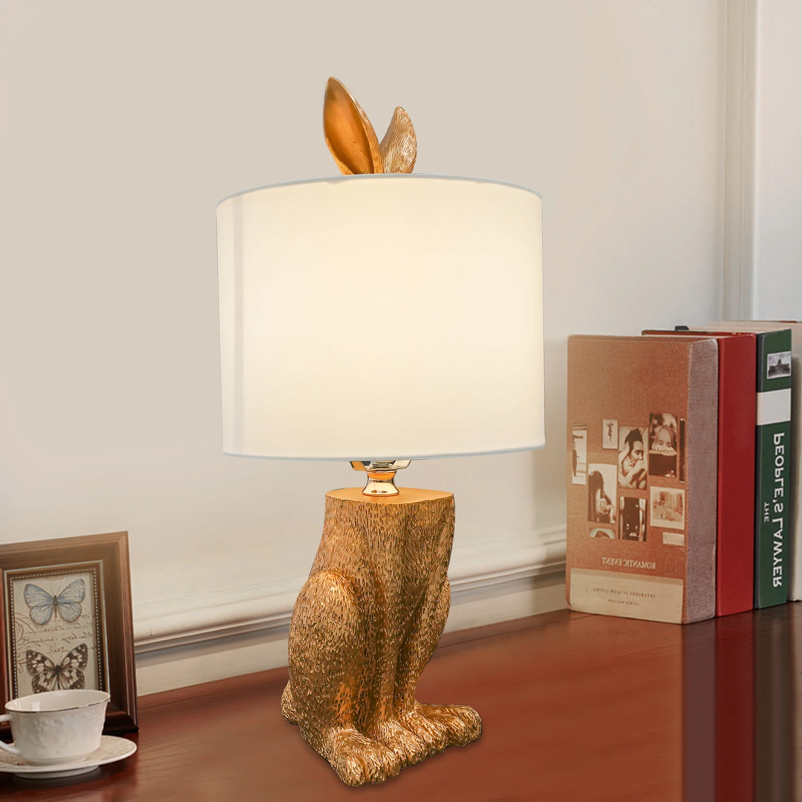 

Creative Rabbit Table Lamp Simplicity Animal Desk Lights Minimalism Resin Bedside Lamp Bedroom Decoration Light Bedside Lighting