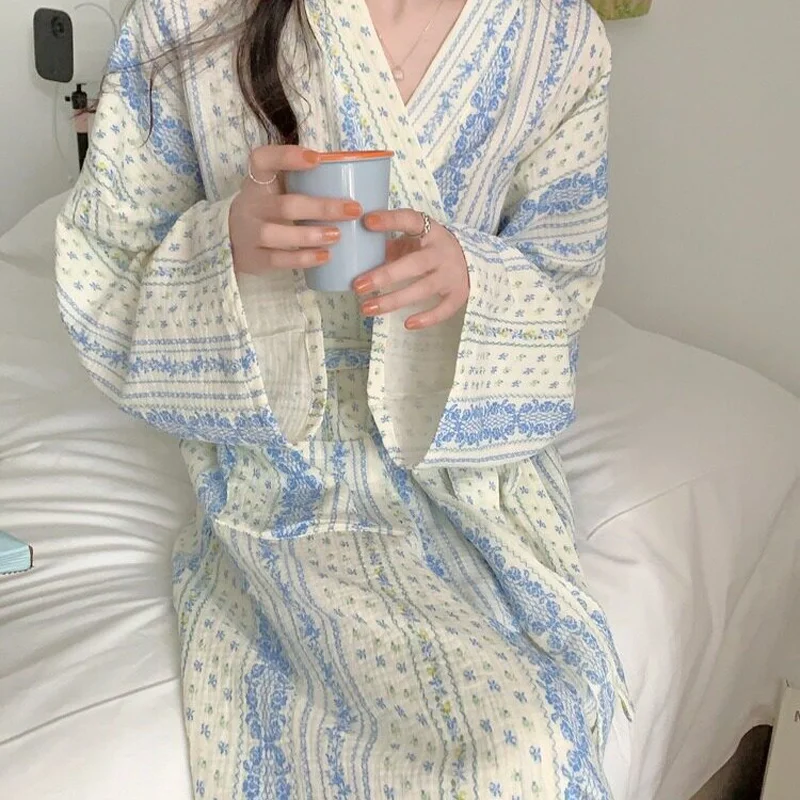 Sweet, Fresh, And Retro Striped Floral Nightgown and Pajamas for Women: Long-Sleeve Bathrobe and Loungewear for Spring and Fall