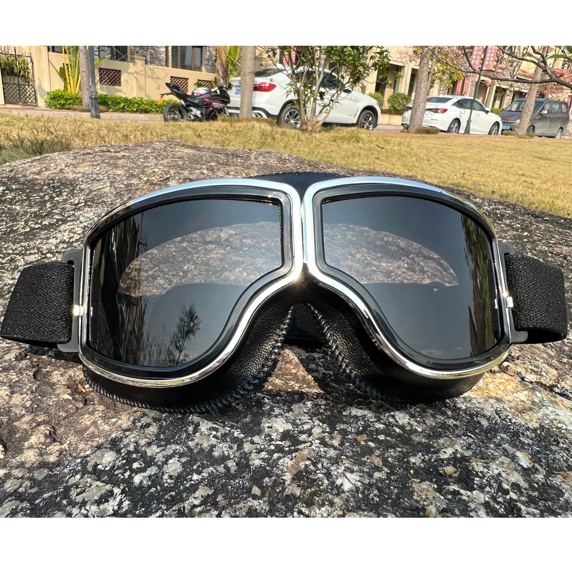 

Retro Goggles Metal Motorcycle High-Quality Comfortable Fit UV Protection For Biking Outdoor Adventures European Vintage