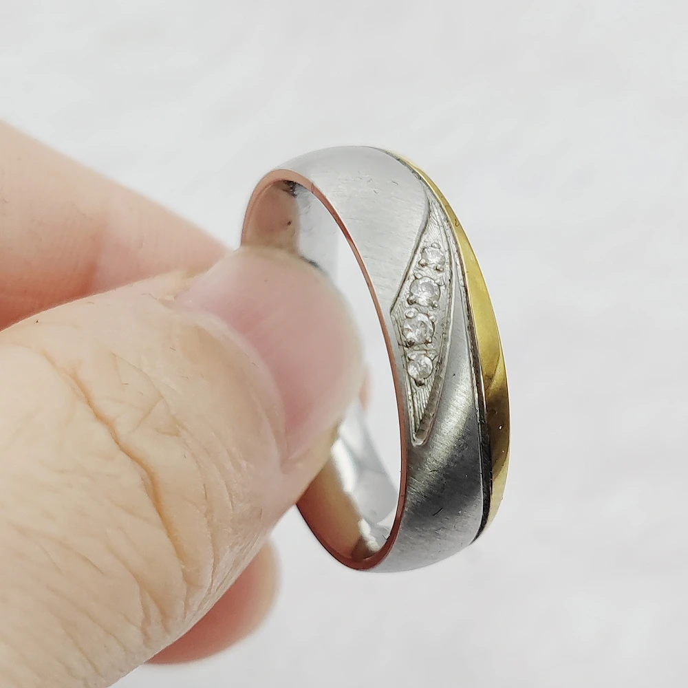 

Classic Jewellery Quality Valentine's Day Gifts Female Bicolor Couples Wedding Rings For Women Engagement Finger Ring