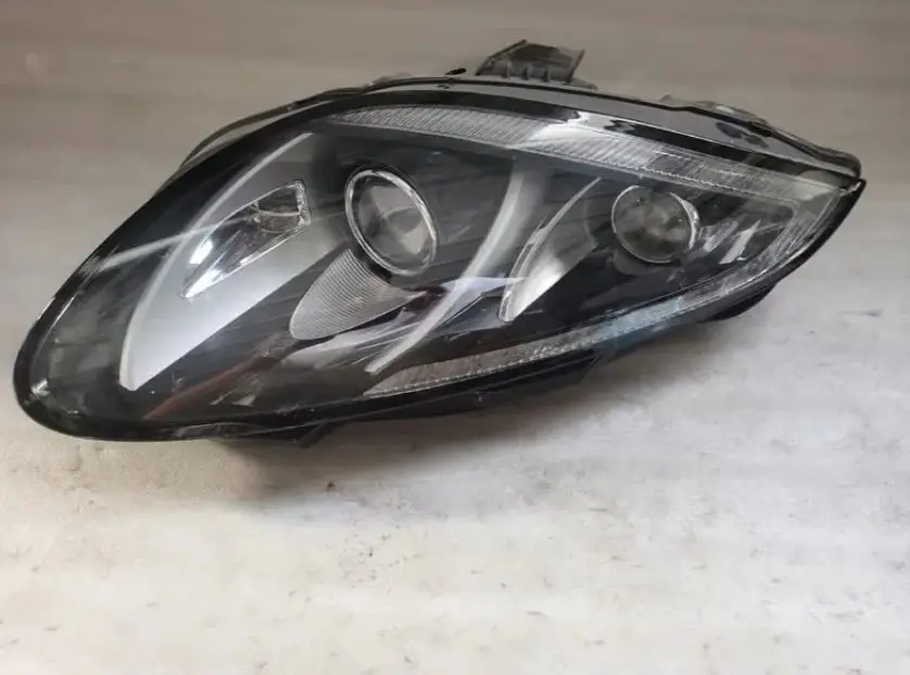 Car Front Headlight Headlamp for Jaguar XK DRL Daytime Running Light Turn signal