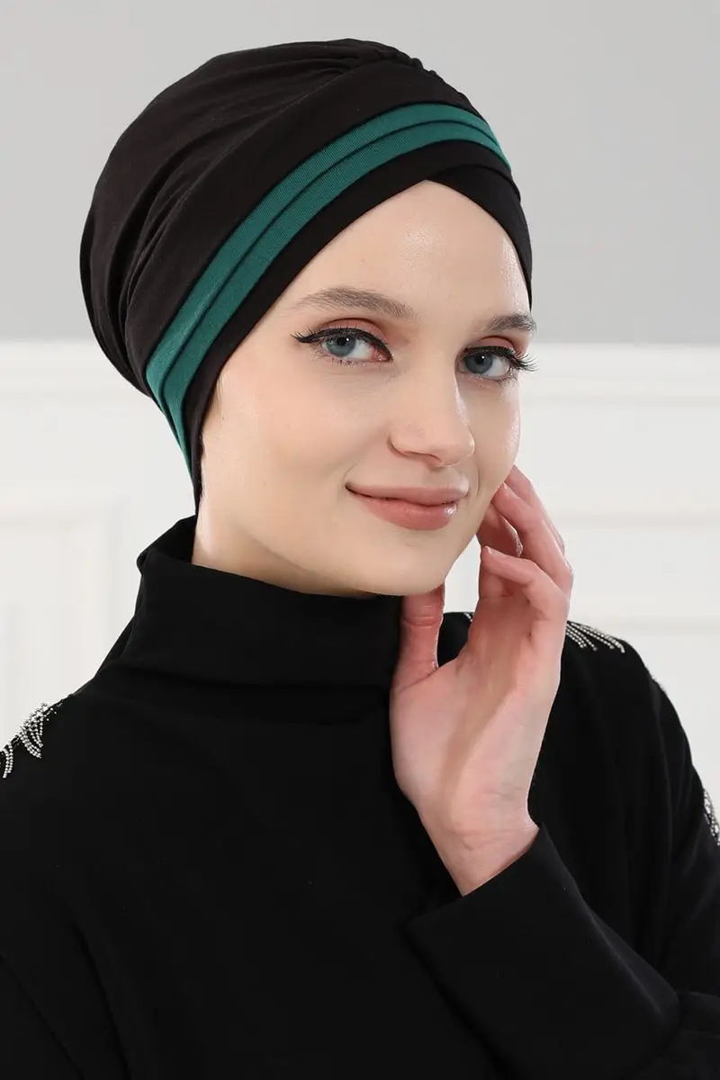 Cor dobro penteado osso preto