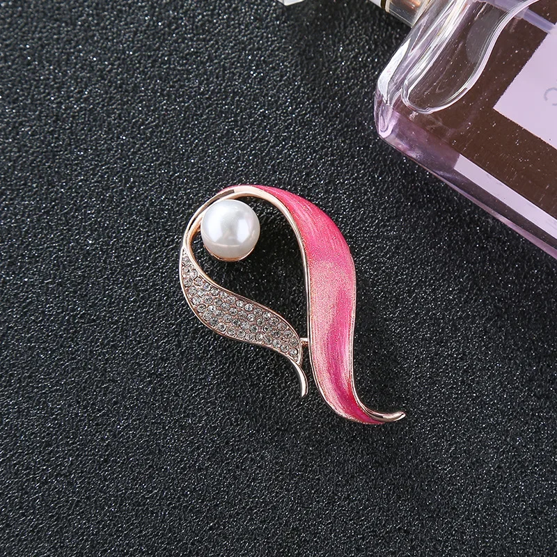 Nueva versión coreana de broche de goteo de aceite de aleación de hoja para mujeres, moda para chicas, accesorios de ropa, broche, venta directa de fábrica