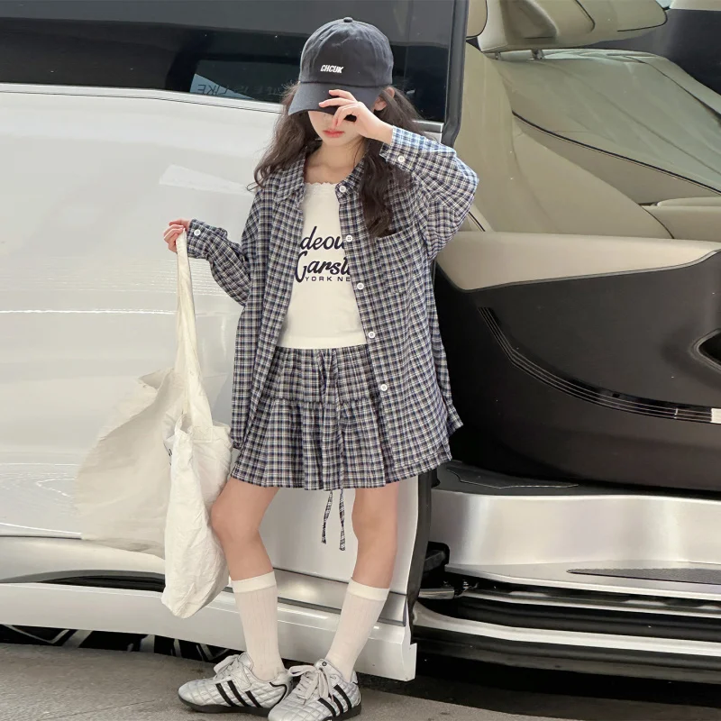 

Girls' plaid shirt set2026Spring new lace suspender pleated skirt casual three-piece set for older children