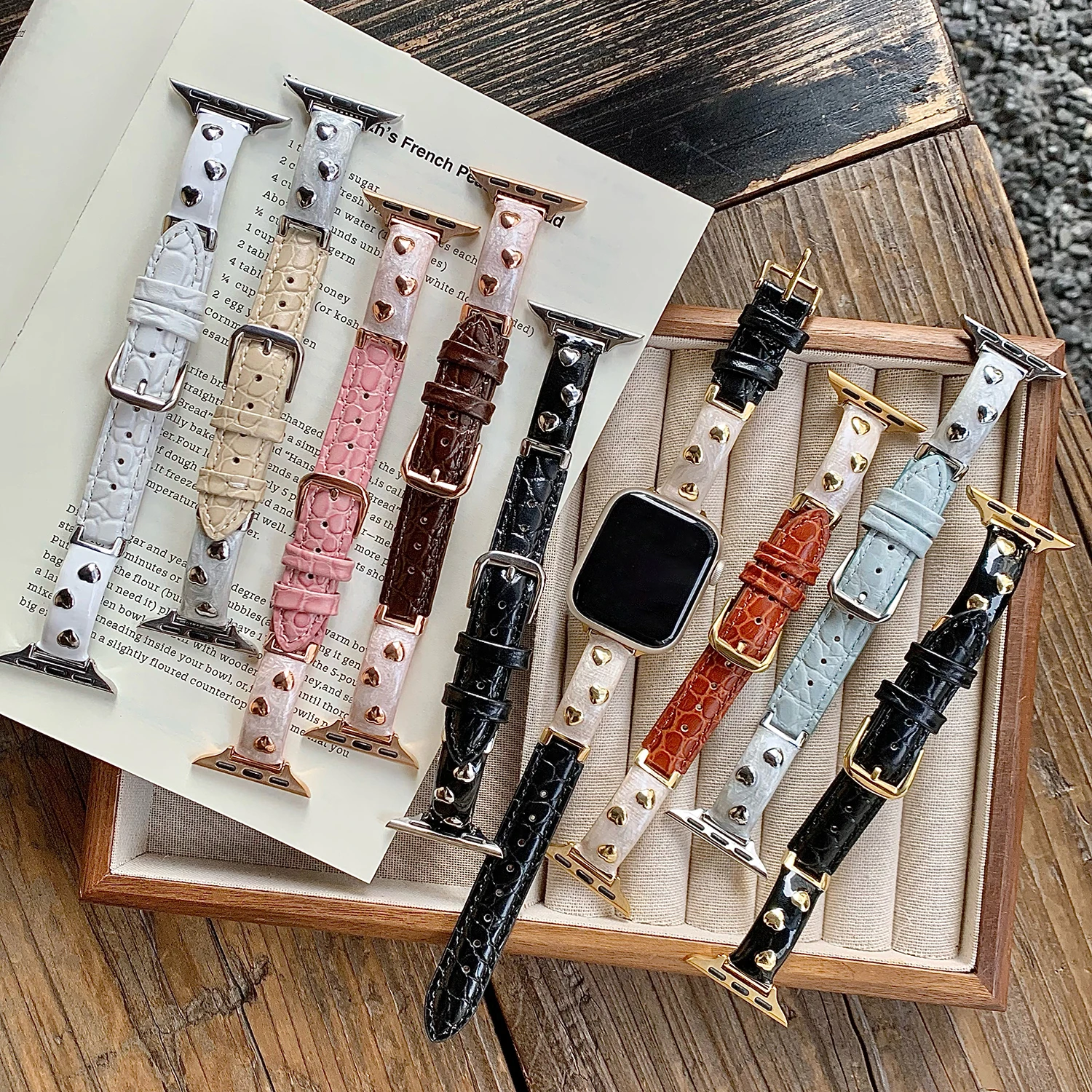 

Браслет Love с ремешком из натуральной кожи для Apple Watch 49 46 45 44 42 41 40 38 мм женский ремешок для iwatch серии S10 S11 S9 SE