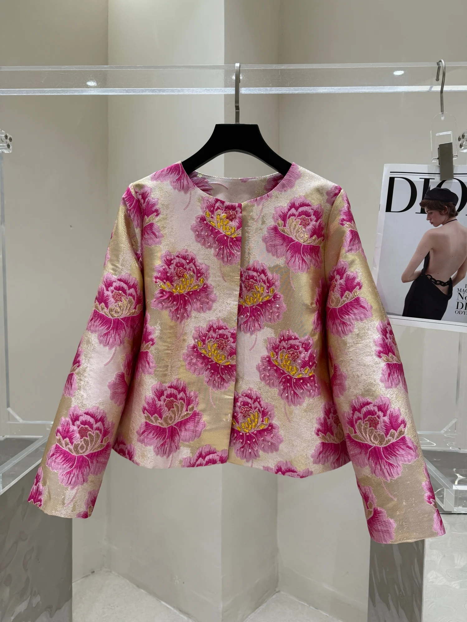 

Модная женская куртка с бриллиантовой вышивкой и тяжелой отделкой, весна-осень, новинка, роскошный вид, топ для мам, китайский стиль