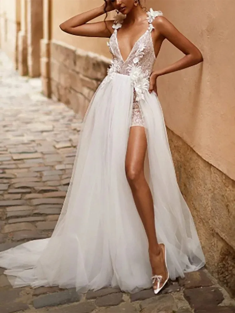 Robe de mariée trapèze, Sexy, décolleté en v profond, bretelles Spaghetti, dentelle florale, Tulle, style Boho, dos nu