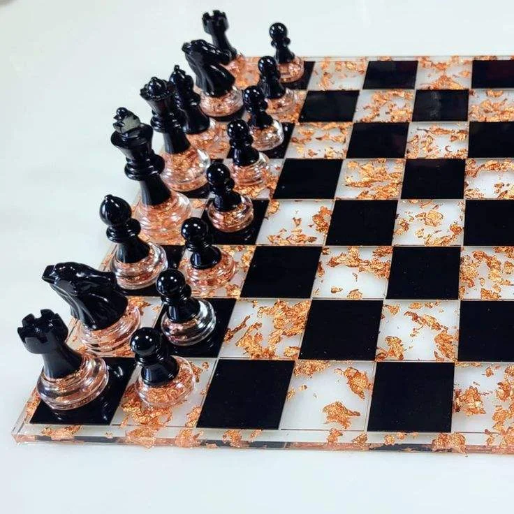 handmade-resin-crafts-chess-set-available-in-a-variety-of-materials-and-colors-made-by-seiko