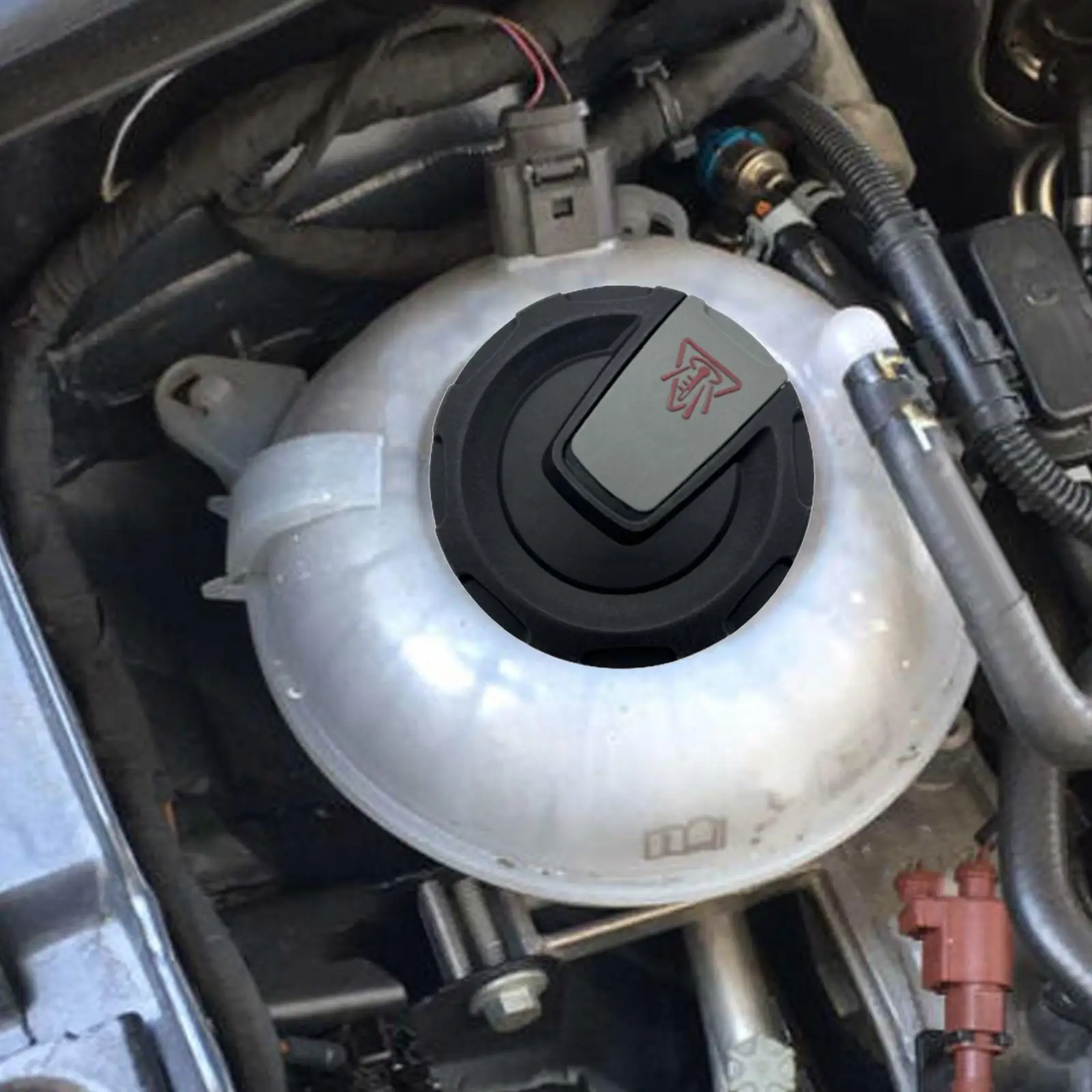 غطاء تغليف خزان المبرد Pab12132 لـ 2017-2021 2018-2019