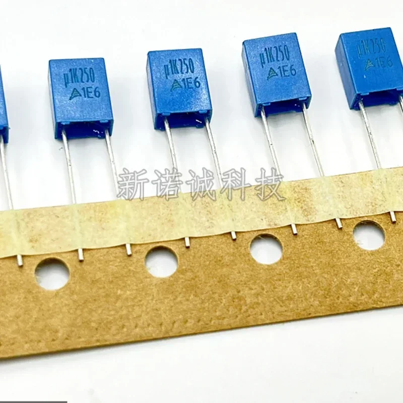 10 pcs/100 pcs EPCOS 104K 104V 0.1UF 100NF u1K250 10% ตัวเก็บประจุการแก้ไขฟิล์ม PITCH = 5 มม.