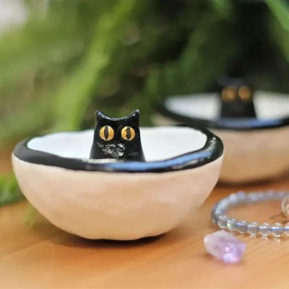 

Home Decor Resin Cat Ring Holder Cute Decorative Kitten Ring Stand Modern Jewelry Storage Tray Cabinet