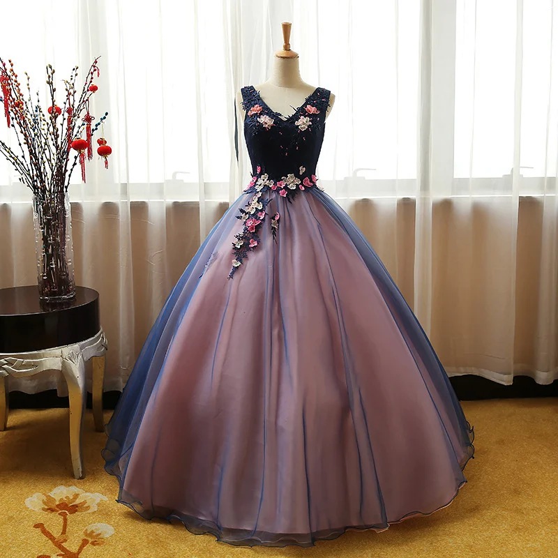 

Prom Party Dress V-neck Sleeveless Classic 3D Flower Appliques Noble Ball Gown Sweet Quinceanera Dresses 2024 Formal Dress