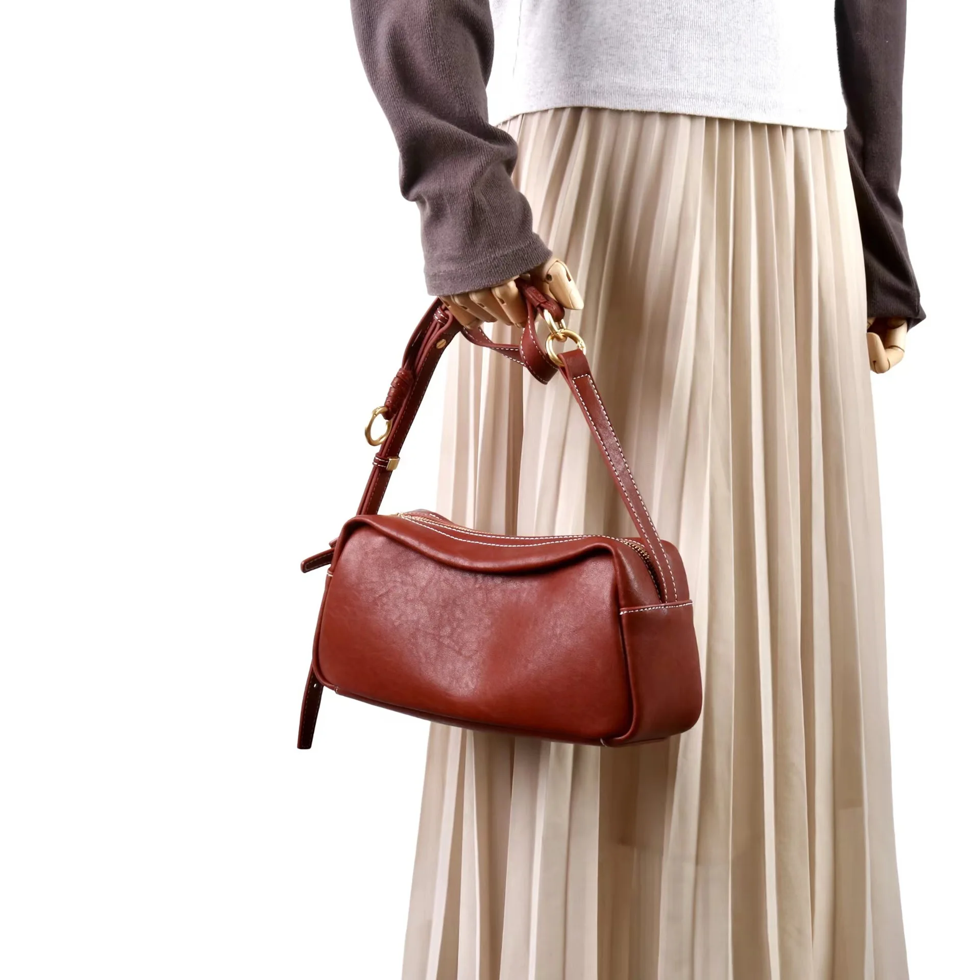 Stylish Soft Leather Pillow Bag Fashionable Versatile Shoulder Crossbody Bag Underarm Soft Large Capacity