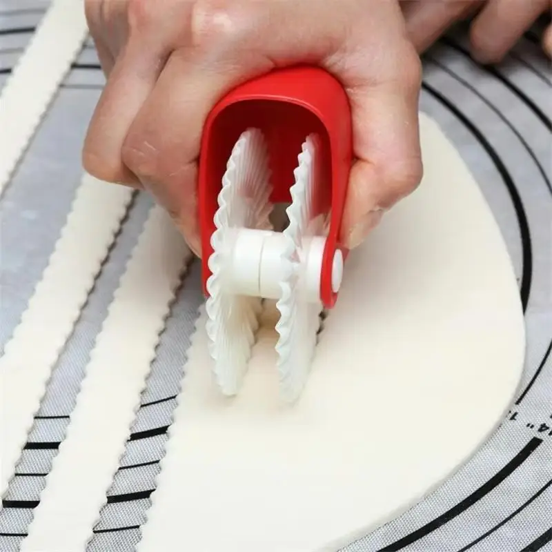 Kitchen Pizza Pastry Lattice Cutter Pastry Pie Decor Cutter Plastic Wheel Roller Baking Cutter Tools