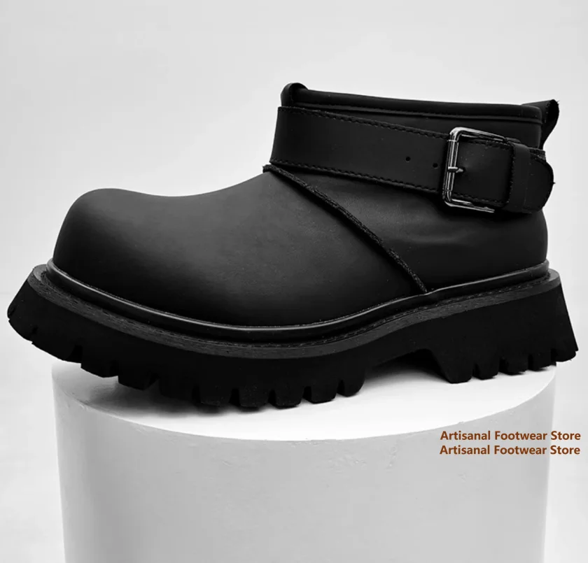 

Winter Snow Boots for Men Thick Soled Big Round Toe Ankle Boots Buckle Strap Design Warm Cotton Shoes New In Men's Shoes
