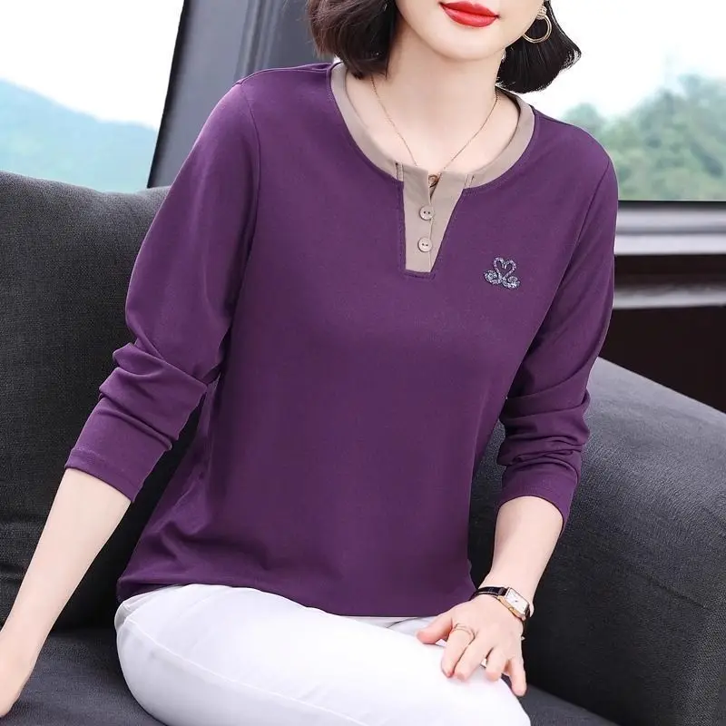 Elegant Long Sleeve Lady's Base Shirt  Crystal Embellished Little Swan Color Block T-Shirt Casual Loose Fit Polyester